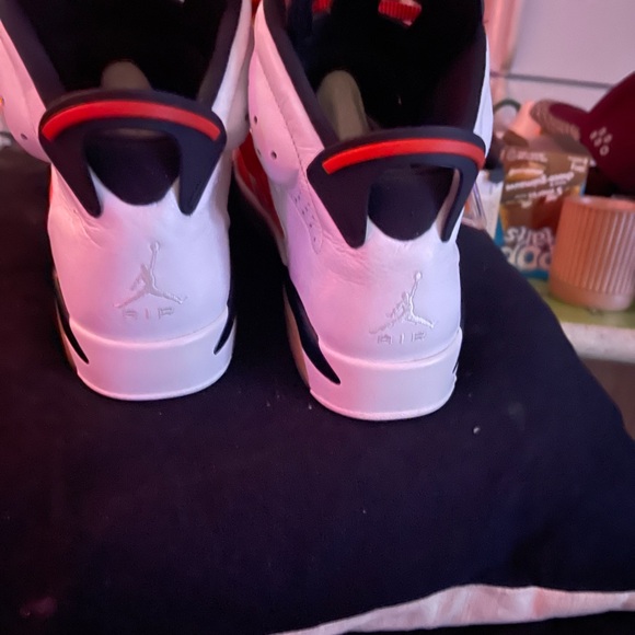 Men’s Jordan shoes - Picture 5 of 5